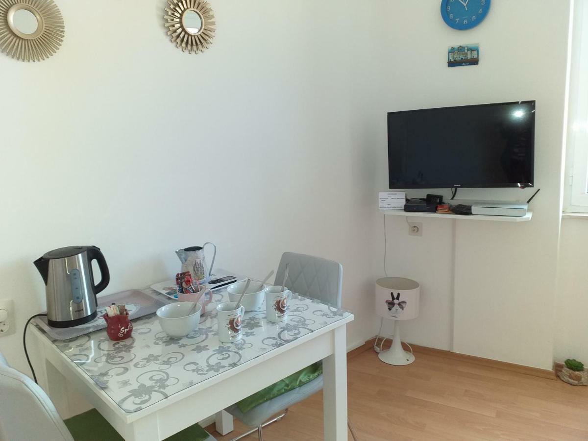 Ana Apartman *